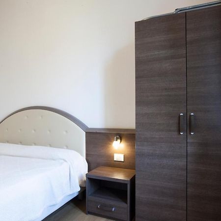 Hotel Amalfi Milan Luaran gambar