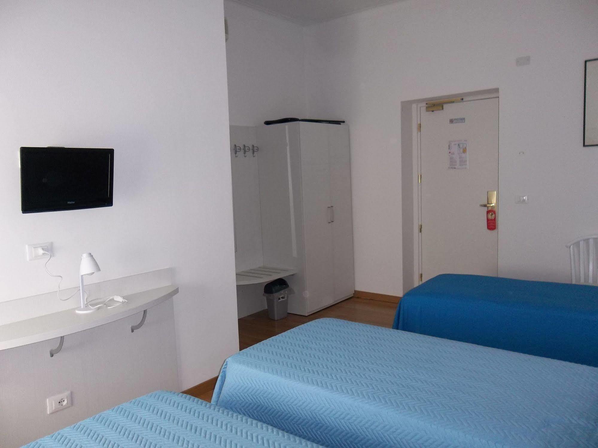 Hotel Amalfi Milan Luaran gambar