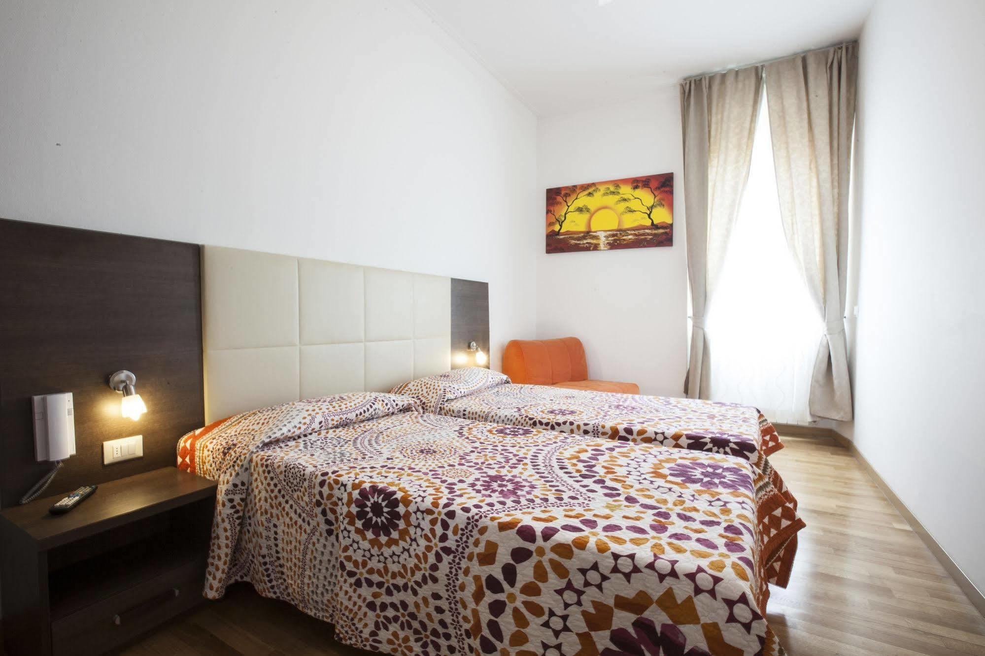 Hotel Amalfi Milan Luaran gambar